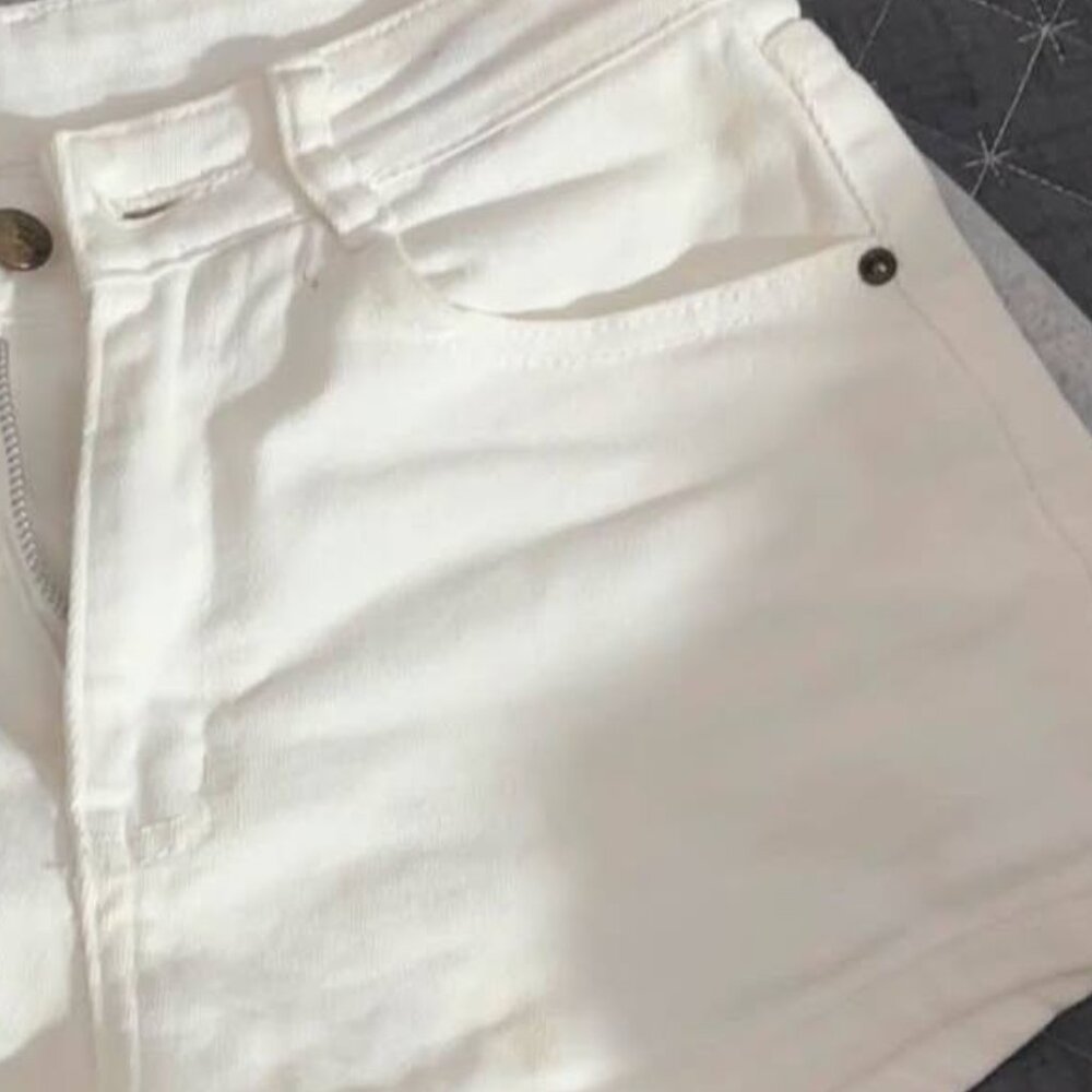 White Denim Shorts - Picture 3 of 3